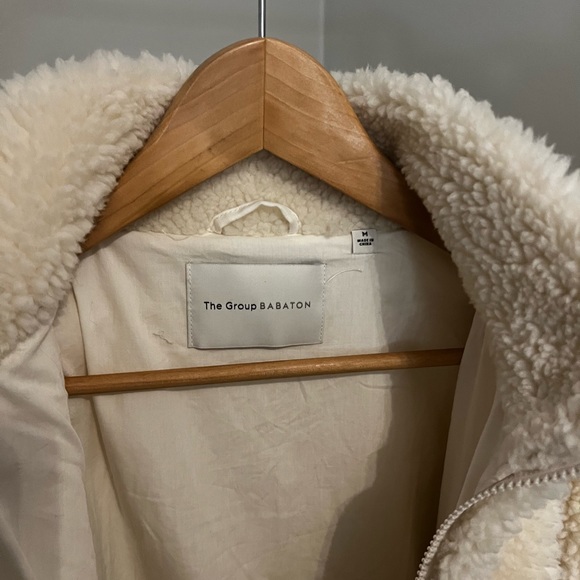 Aritzia Babaton Antic Jacket Sherpa - Picture 3 of 4